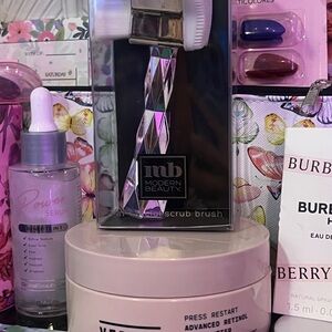 Facial Scrub Brush - Silver